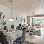 Casa de Férias Geert - 900m From The Sea By Interhome