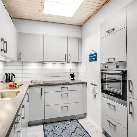 בית נופש Geert - 900m From The Sea By Interhome