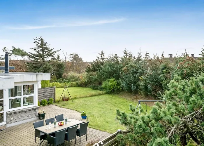 Geert - 900m From The Sea By Interhome Blavand