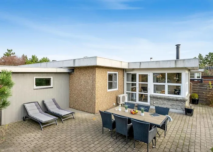 Holiday home Geert - 900m From The Sea By Interhome Blavand